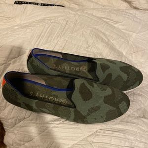 Rothy’s THE LOAFER -camo- size 9